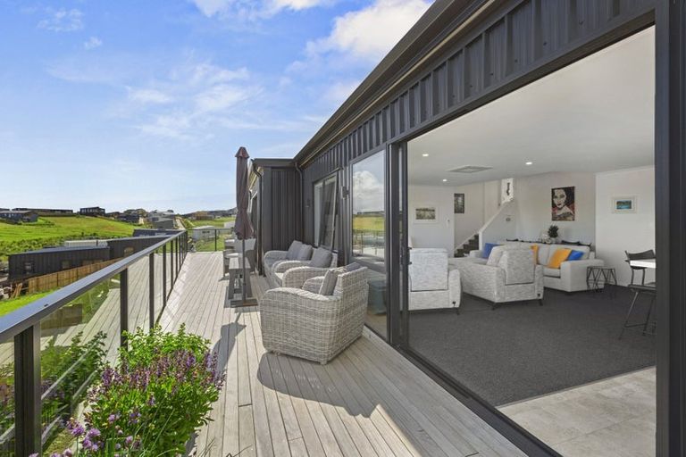 Photo of property in 5 Maataitai Road, Raglan, 3225