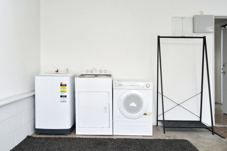 Photo of property in 547 Barbadoes Street, Edgeware, Christchurch, 8013