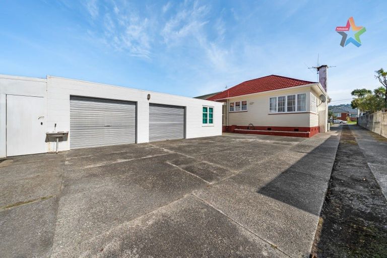 Photo of property in 17 Charleston Avenue, Boulcott, Lower Hutt, 5011