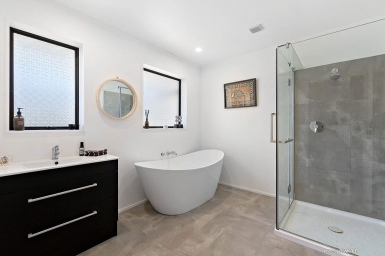 Photo of property in 28a Rexwood Street, Carterton, 5713