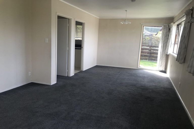 Photo of property in 2/205 Bucklands Beach Road, Bucklands Beach, Auckland, 2012