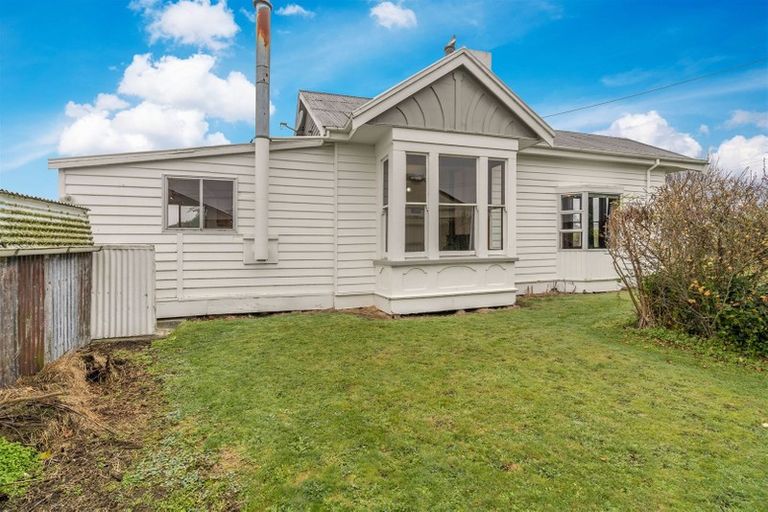 Photo of property in 17 Halton Street, East Gore, Gore, 9710