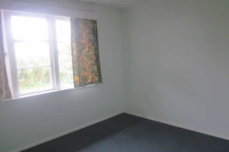 Photo of property in 1/12a Walsh Road, Westown, New Plymouth, 4310