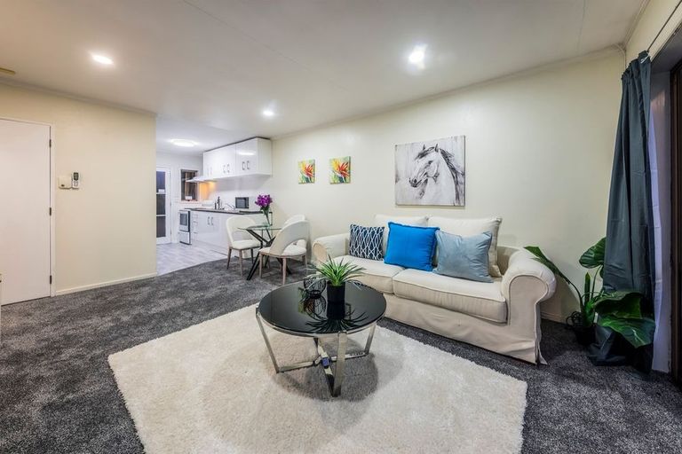 Photo of property in 1/13 Heron Place, Pakuranga Heights, Auckland, 2010