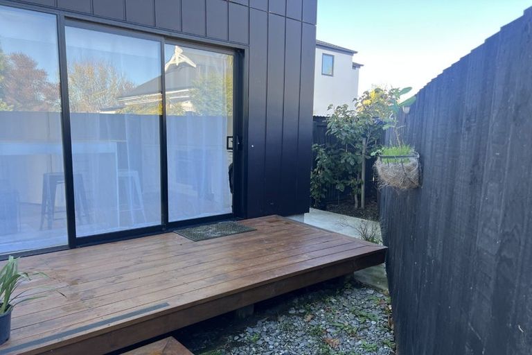 Photo of property in 1/130 Olliviers Road, Phillipstown, Christchurch, 8011