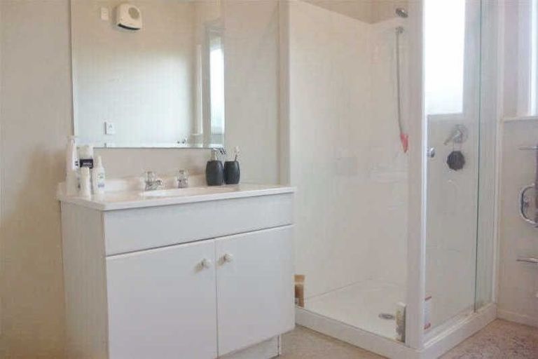 Photo of property in 20 England Street, Phillipstown, Christchurch, 8011