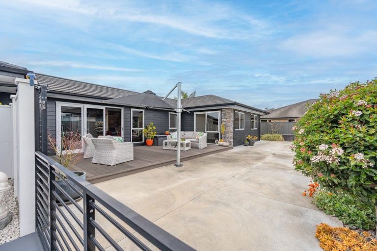 Photo of property in 8 Rakaia Way, Poraiti, Napier, 4112