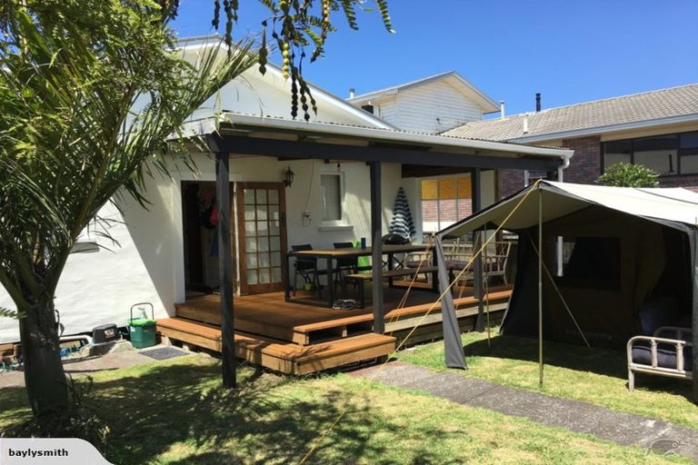 Photo of property in 8 Newton Street, Fitzroy, New Plymouth, 4312