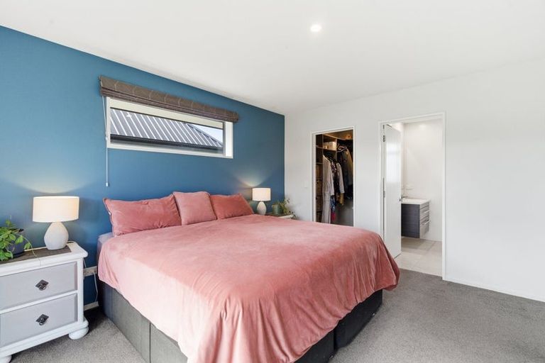 Photo of property in 23 Luxembourg Crescent, Halswell, Christchurch, 8025