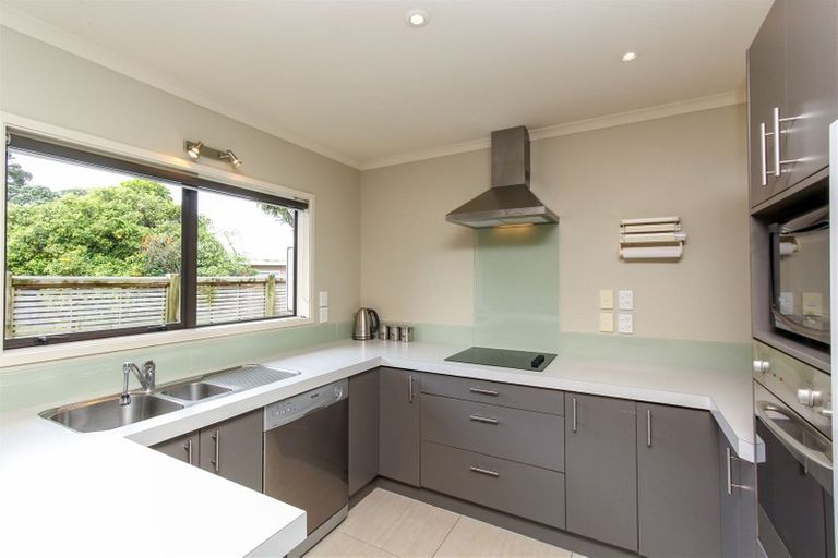 Photo of property in 33a Lismore Street, Strandon, New Plymouth, 4312