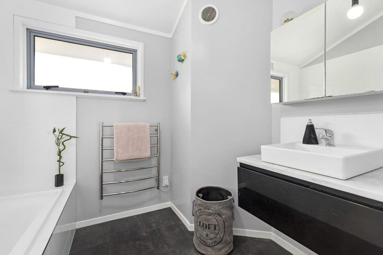 Photo of property in 20 Irene Crescent, Dinsdale, Hamilton, 3204