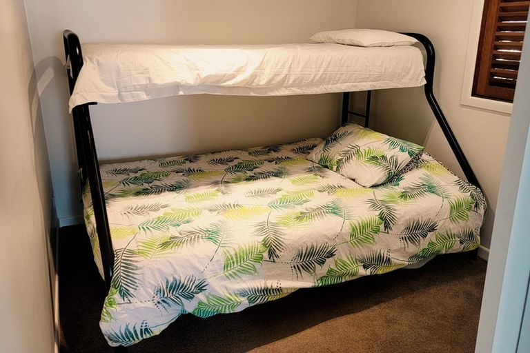 Photo of property in 23 Ocean View Road, Port Waikato, Tuakau, 2695