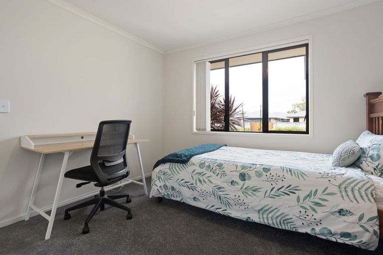 Photo of property in 401 Hukanui Road, Rototuna, Hamilton, 3210