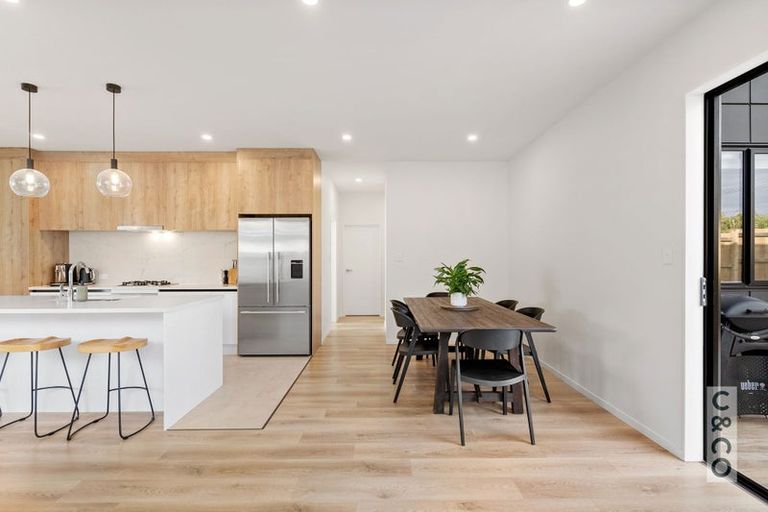 Photo of property in 12 Paihere Street, Huapai, Kumeu, 0810