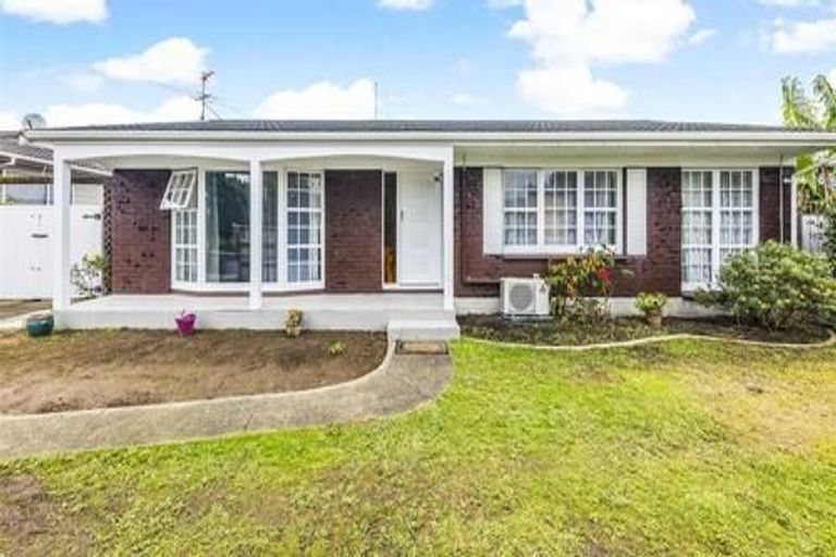 Photo of property in 19 Waimahia Avenue, Weymouth, Auckland, 2103