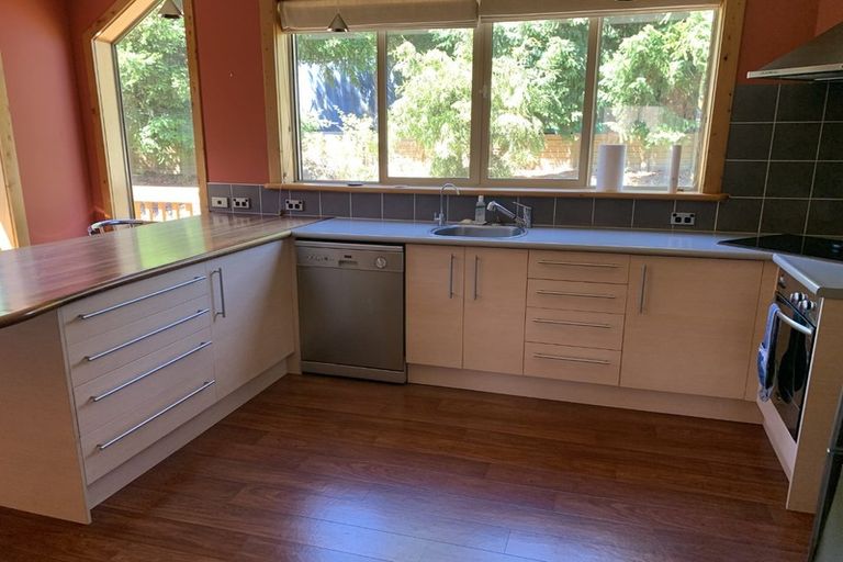 Photo of property in 1/8 Drake Place, Lake Hawea, Wanaka, 9382