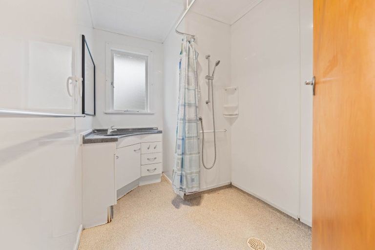 Photo of property in 17 Kenmore Place, Tokoroa, 3420