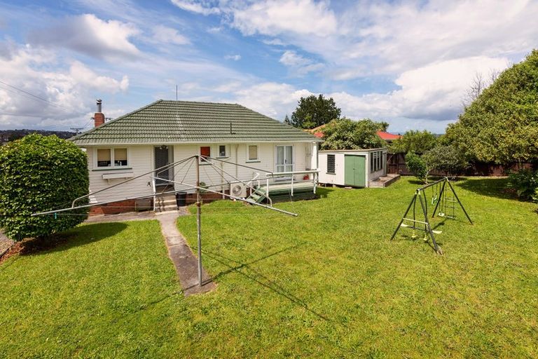 Photo of property in 12 Bannister Place, New Windsor, Auckland, 0600