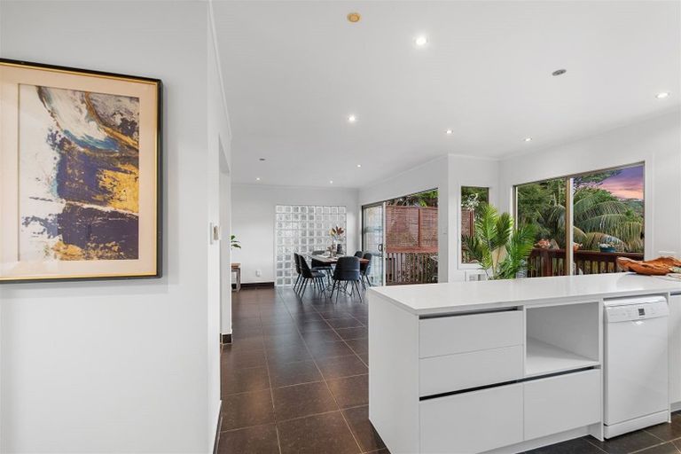 Photo of property in 13 Sandford Street, Campbells Bay, Auckland, 0630