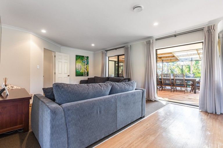 Photo of property in 10 Tom Keven Way, Pukekohe, 2120