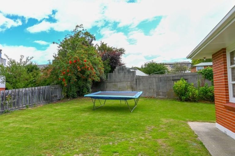 Photo of property in 16 Malcolm Terrace, Balclutha, 9230