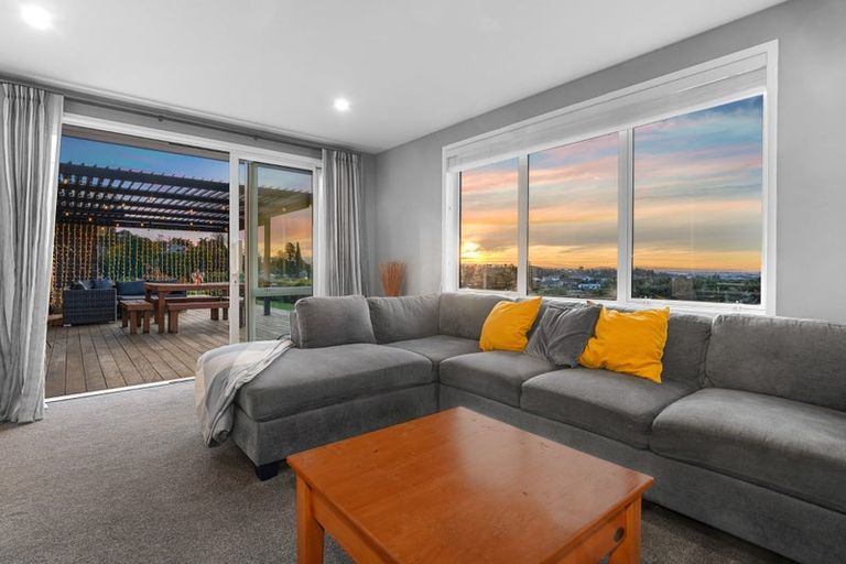 Photo of property in 25 Riverstone Drive, Welcome Bay, Tauranga, 3112