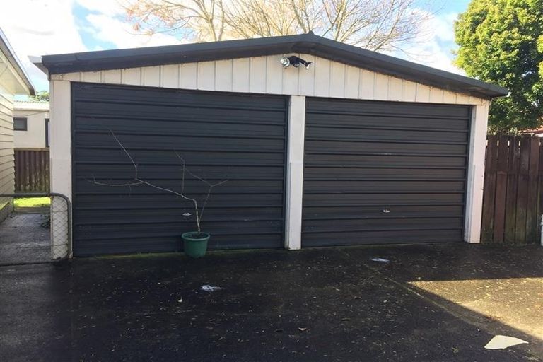 Photo of property in 32 Brentford Place, Manurewa, Auckland, 2102