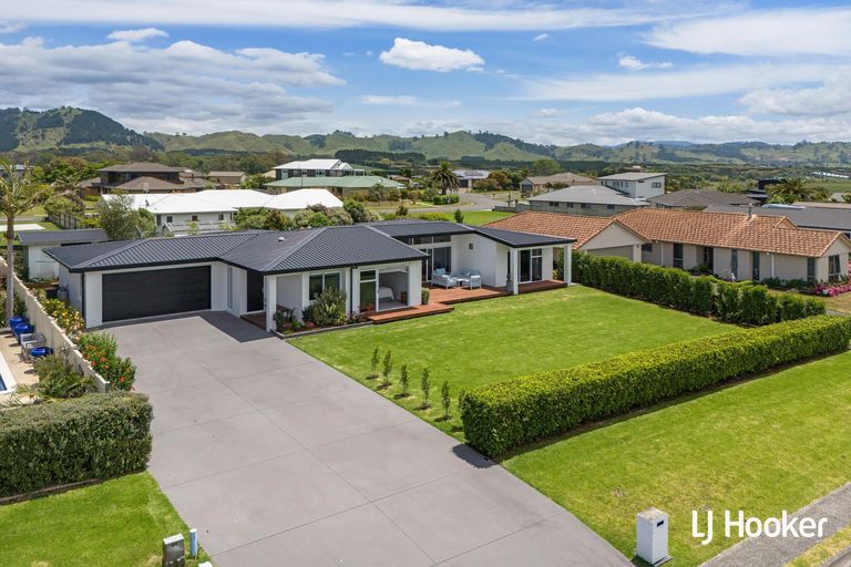 Photo of property in 121 Koutunui Road, Athenree, Katikati, 3177