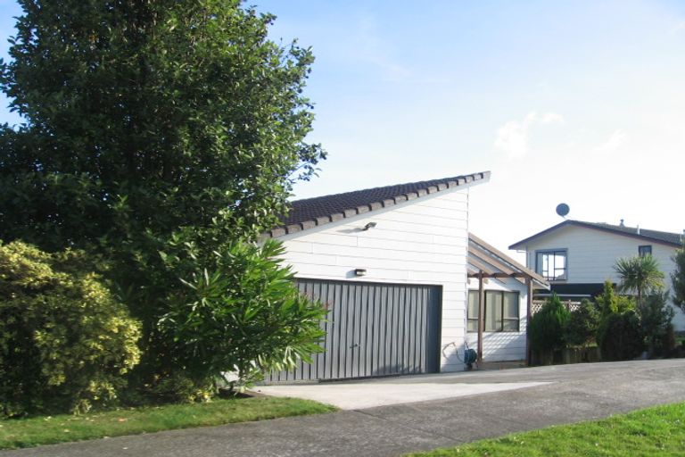 Photo of property in 34 Mercury Way, Whitby, Porirua, 5024
