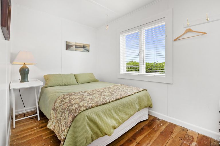 Photo of property in 15 Rose Street, Raglan, 3225