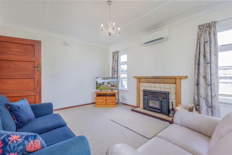 Photo of property in 2 Lansdowne Crescent, Lansdowne, Masterton, 5810