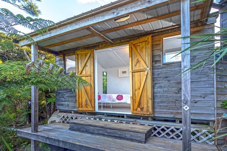 Photo of property in 451 Tuateawa Road, Tuateawa, Coromandel, 3583