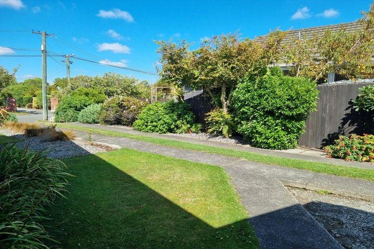 Photo of property in 60 Dunster Street, Burnside, Christchurch, 8053