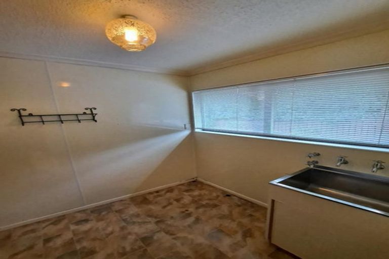 Photo of property in 345 High Street, Hawera, 4610