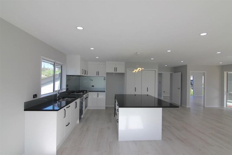 Photo of property in 12 Alloway Street, Westgate, Auckland, 0614