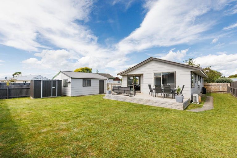 Photo of property in 25 Chelmarsh Place, Highbury, Palmerston North, 4412