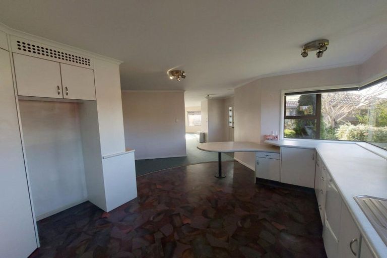 Photo of property in 167 Heta Road, Highlands Park, New Plymouth, 4312