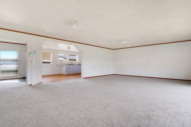 Photo of property in 2/5 Carolyn Street, Manukau, Auckland, 2025