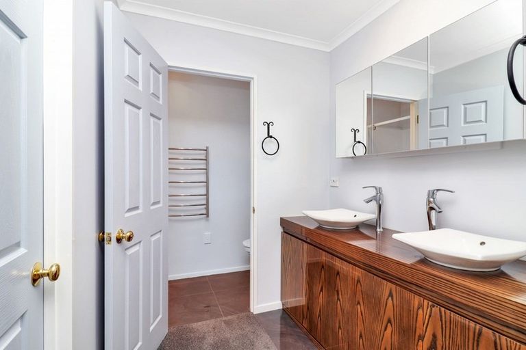 Photo of property in 241 Tanners Point Road, Tanners Point, Katikati, 3177