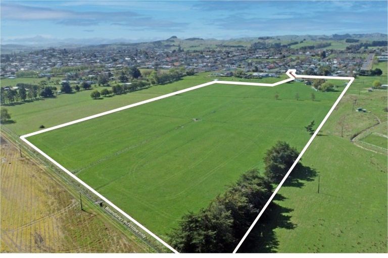 Photo of property in 106 Racecourse Road, Waipukurau, 4200