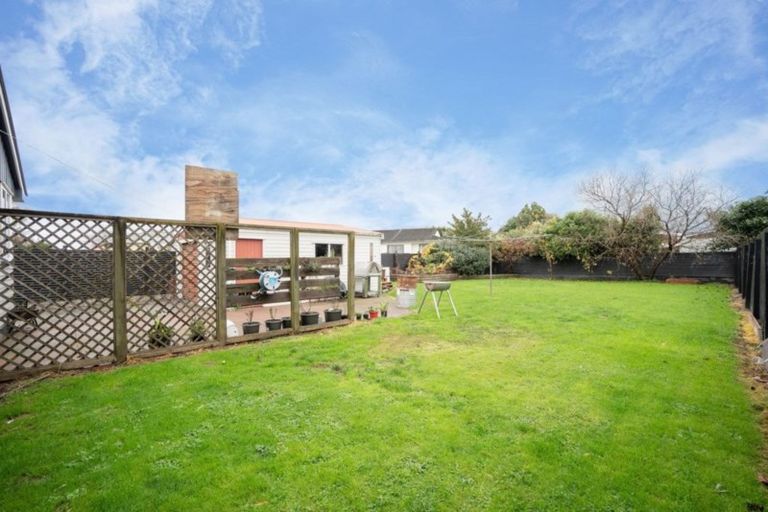 Photo of property in 1 Rutland Place, Milson, Palmerston North, 4414