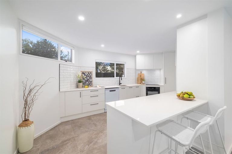 Photo of property in 2/212 Springfield Road, St Albans, Christchurch, 8014