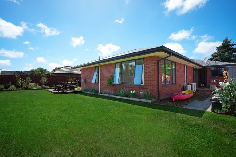 Photo of property in 11 Mcmahon Drive, Aidanfield, Christchurch, 8025