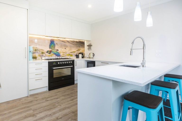 Photo of property in 65 Mount Marua Way, Timberlea, Upper Hutt, 5018