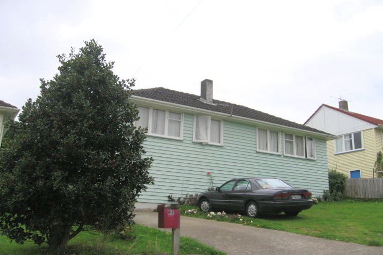 Photo of property in 64 Tremewan Street, Tawa, Wellington, 5028