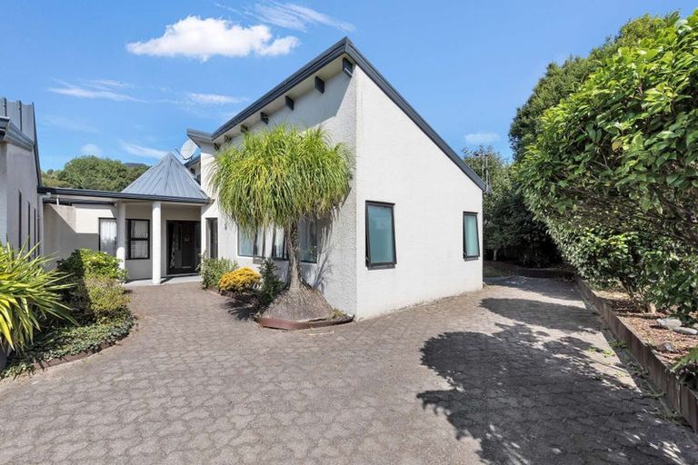 Photo of property in 16 Shepherd Road, Kawerau, 3127