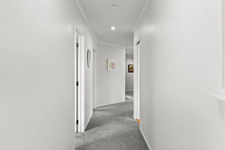 Photo of property in 9 Clearview Drive, Milson, Palmerston North, 4414