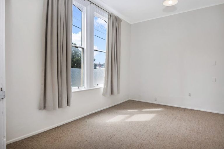 Photo of property in 46 Sussex Street, Mount Cook, Wellington, 6021