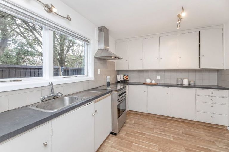 Photo of property in 1/55 Maidstone Road, Ilam, Christchurch, 8041