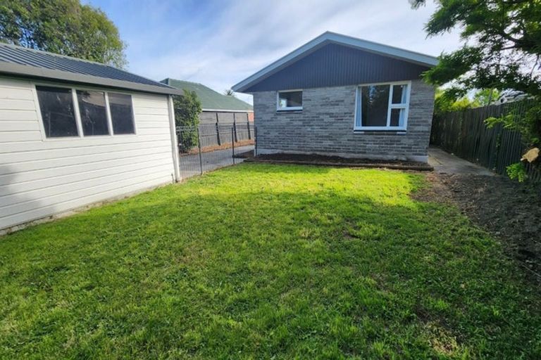 Photo of property in 50 Niven Street, Avondale, Christchurch, 8061